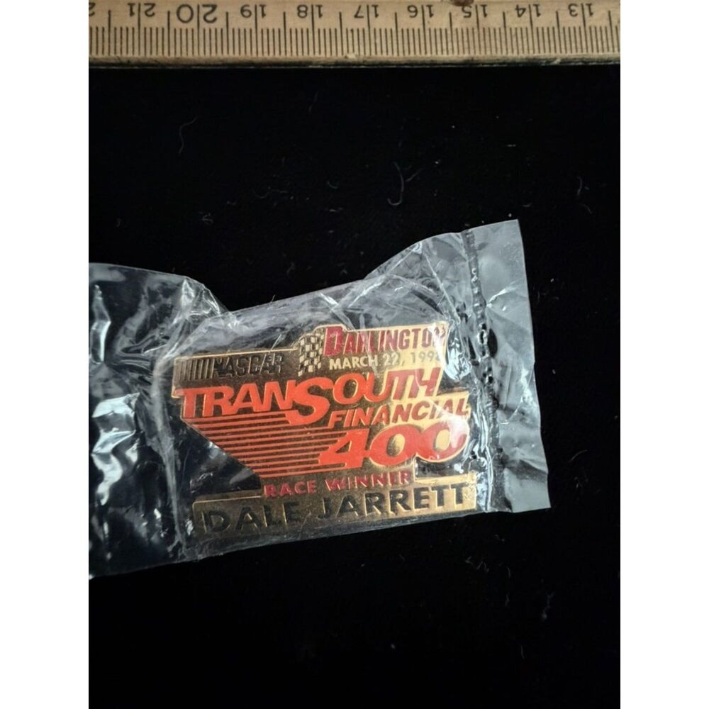 1998 NASCAR tranSouth Financial 400 Dale Jarrett Winner lapel pin